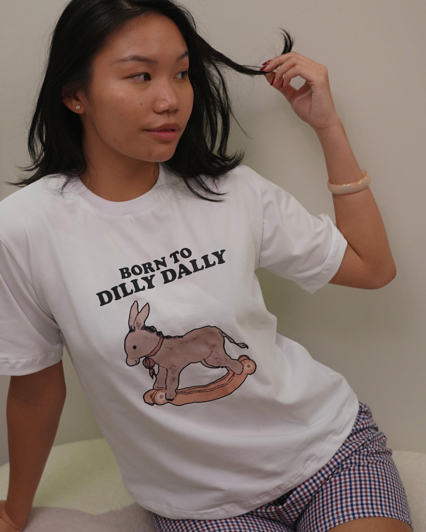 Dilly Dally Tee