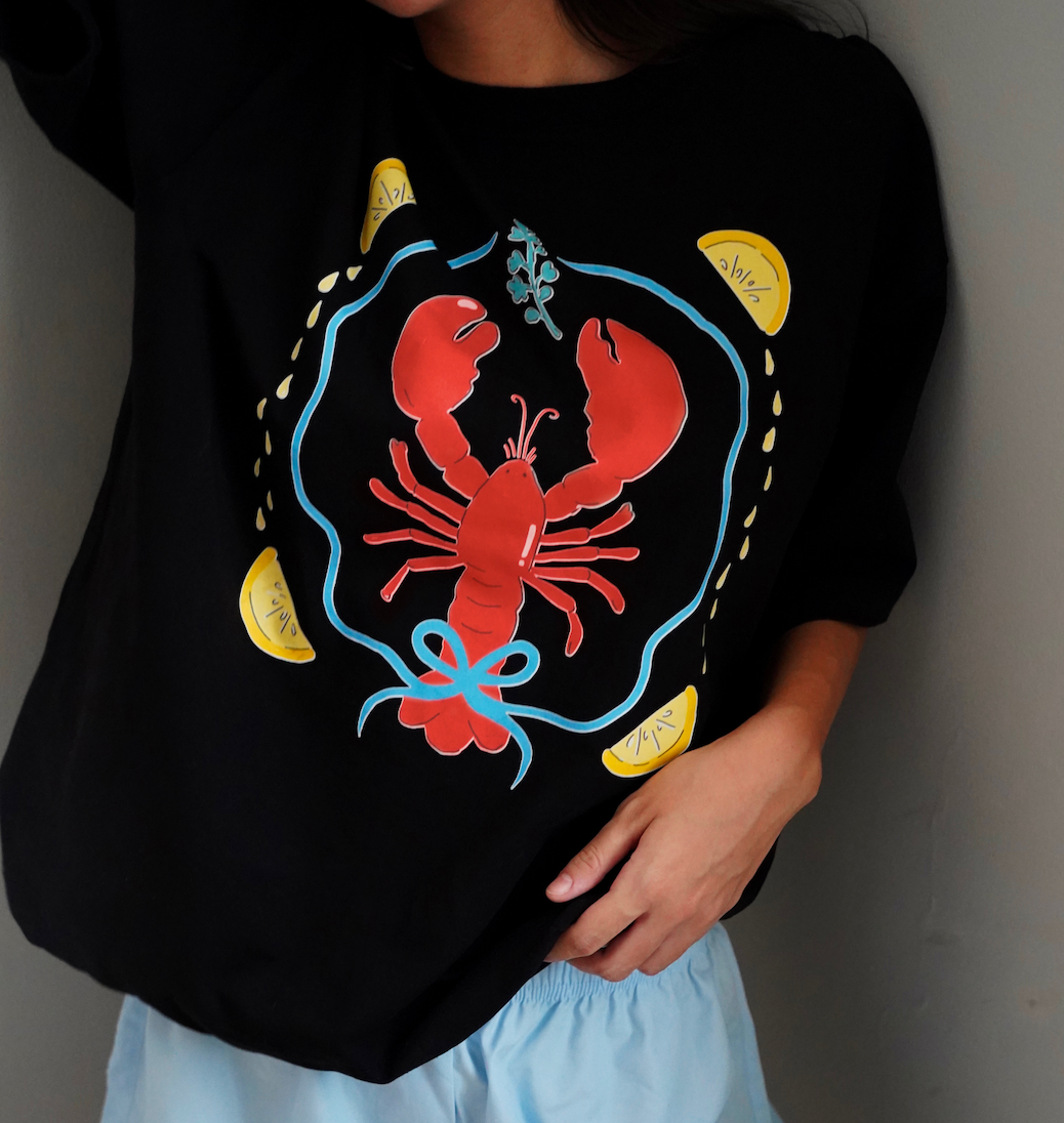 Red Lobster Oversized Tee